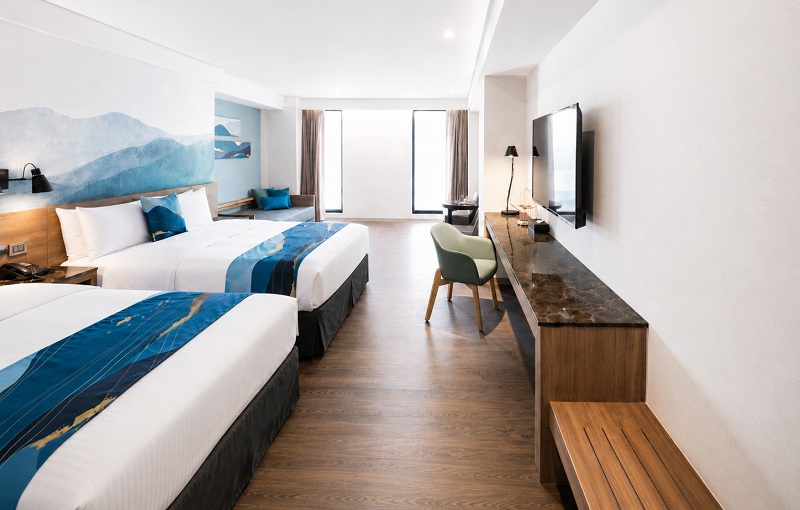 Deluxe Family Suite
